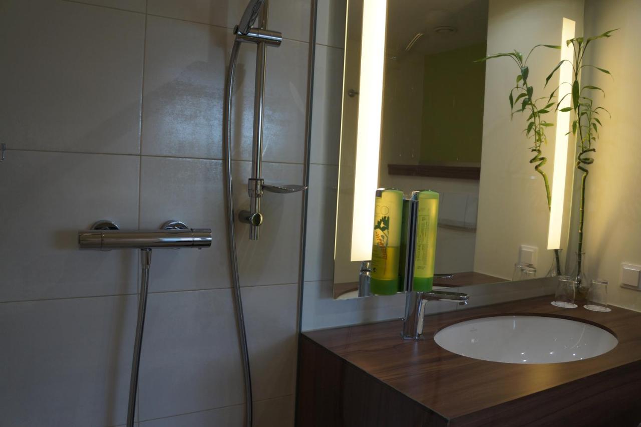 Carathotel Wien City Park Екстериор снимка